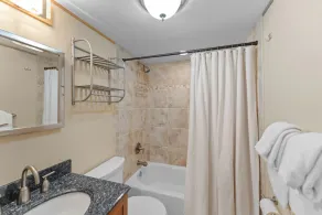 Keystone Mountain House Condo, Walk to Lifts, Access to Hot Tub & Sauna - Image 2