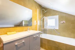 Holiday Home 'Nicole Face Mer' with Sea View, Private Terrace and Wi-Fi - Image 2