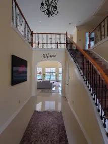 Lakeview Luxury House - Image 2