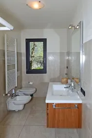 Luxusappartment mit privatem Pool in Sala Comacina für 2-4 Personen - Image 3