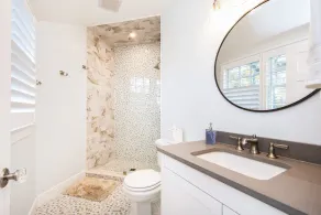 Expansive Coastal Views, 3 bed, 2 bath cottage, newly renovated - Image 5