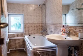 Family style villa, close to the beach with private pool - Image 3