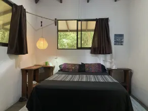 NUEVO HOGAR EN LA PLAYA EN LA SELVA.  Surf, cascada, yoga, restaurantes cercanos. - Image 4