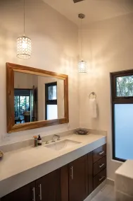 TUANIS: Modern 2 Bdrm Home in North Guiones, Walk to shops, dining & Beach - Image 2