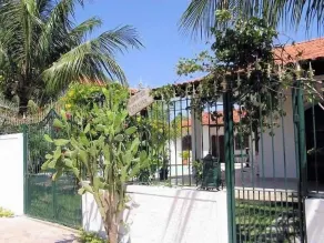 Colonial house, big swimming pool at sunset bay - Image 5