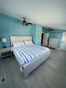 Shoreline Serenity: Your Coastal Escape - Image 4