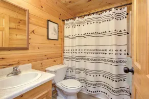 Broad River Roost - Dog Friendly Cabin With Riverfront Fire Pit - Image 3