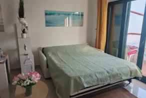 Maxine Mare Blu - Sleeps 4 - 3 Mins To Beach - Image 5