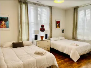 F Large well decorated apt , center of Short North ,steps from Convention center - Image 3