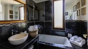 Fantastisk 7 værelses villa til 14 personer med de smukkeste havudsigt - Image 4