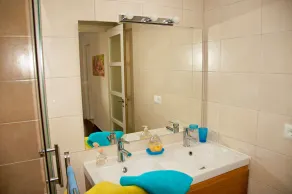 Appartement en bord de mer avec une vue imprenable et récemment rénové avec WiFi et int. Téléviseurs - Image 4