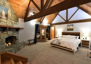 River's Edge Retreat by North Bend Escapes - Image 4