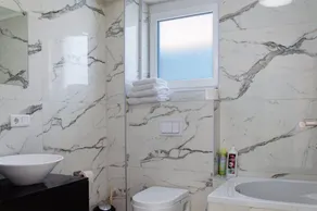 Villa di lusso di nuova costruzione con giardino, terrazza, aria condizionata e Wi-Fi - Image 3