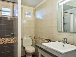 Nice apartment for 6 people with WIFI, A/C, TV, patio, pets allowed and panoramic view - Image 2