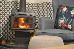 Mid North Coast Macleay Valley Mountain Views - Pet Friendly Cottage - Image 2