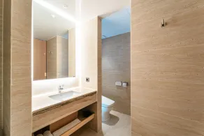 Hotels One - Image 5
