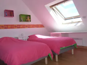 Spacious, bright house close to the beach - Image 5