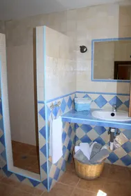 Country House med stor pool och fantastisk utsikt. Nära den historiska Iznajar - Image 2