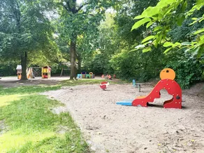 Péniche dans le centre de Hambourg au lieu d'une maison individuelle avec jardin directement sur l'eau - Image 2