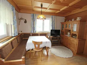 A Well Kept Holiday Home, Full of Atmosphere and With a Wooden Decor - Image 4