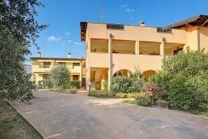 Holiday Sun Puegnago Terrace & Pool - Image 5