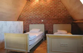 Awesome home in Poperinge with sauna - Image 2
