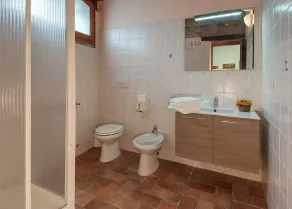 Romantic detached cottage with pool, in a farm between Arezzo and Florence - Image 2