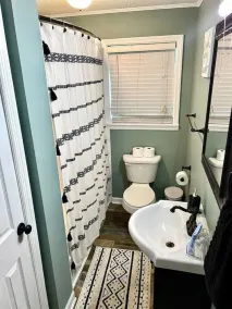 *Spacious Family Home - Downtown Gadsden!* - Image 4