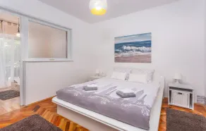 Superbe appartement de 2 chambres à Malinska - Image 4
