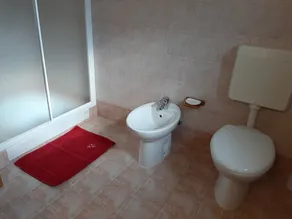 Panoramic and bright two-room apartment - Image 3