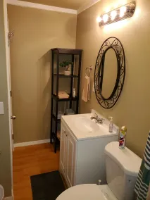 Little Oasis 1BR 1 BA Washer and Dryer Pet Stays Free - Image 3
