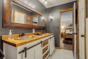 Skyline Retreat – 5BR Mountain Views • Hot Tub • Near Evergreen Lake - Image 3