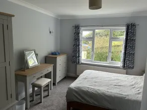 Modern 3 Bedroom Bungalow with Fantastic Views Over the Bay of Combe Martin - Image 5