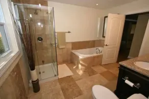 Chateau Champlain Cottage - Image 3