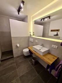 Modern 51sqm apartment with lake view for 2 persons - Image 2