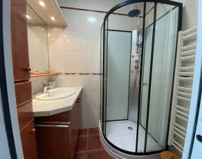 Apartment in Trégastel near Renote Island - Image 2