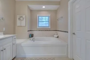 Beautiful Mountain Getaway• 5Bd, Wineries, Breweries, Golk, Hiking, New Arcade! - Image 4