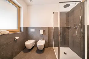 Welcoming Apartment \"Eiche im Nockerhof\" with Mountain View, Wi-Fi & Terrace - Image 3