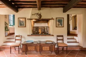 Villa Rocco, Traditional Luxury Near Town - Image 2