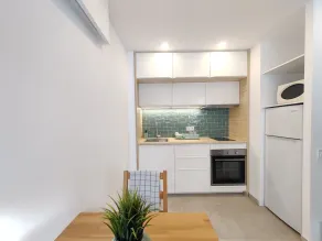 Charming Loft in the Historic Center of Manresa. - Image 5