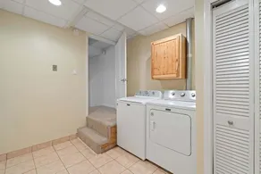 Asheville Haven: Serene 4BR Retreat with Hot Tub - Image 4