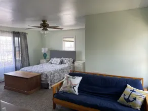 Across Street BEACH HOUSE - Image 5
