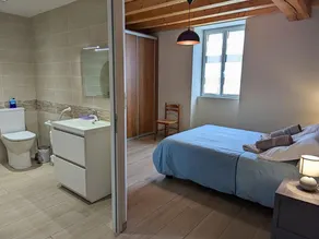 Charming Rustic Home with Private Pool, Terraces, Near Fishing Ponds and Attractions - Image 2