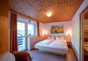 5205 Cornelia im Alpenhaus Montafon - Image 3