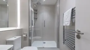 Farringdon Serviced Apartments by LovelyStay - Image 3