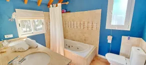 Stor och komfortabel villa  med privat bassäng i Moraira, Costa Blanca, Spanien för 6 personer - Image 5