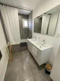 Villa 4 personnes avec piscine proche Châteauneuf-duPape et Avignon - Image 2