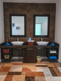 Bright Modern House In Family Friendly Community - Image 2