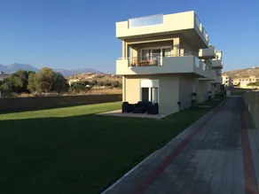 Holiday Luxury Villas - Image 2