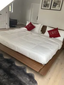 Rare Luxury Spacious City Suite - Image 3